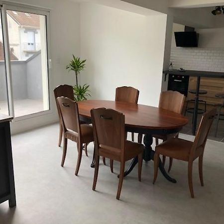 شقة Loft Reve Du Soir 125 M2 Climatise 350 M De La Gare لورد المظهر الخارجي الصورة