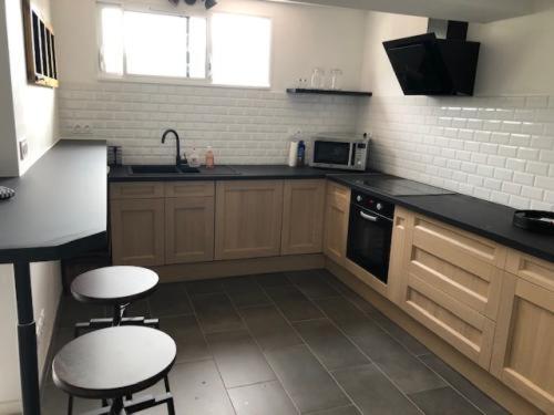 شقة Loft Reve Du Soir 125 M2 Climatise 350 M De La Gare لورد المظهر الخارجي الصورة